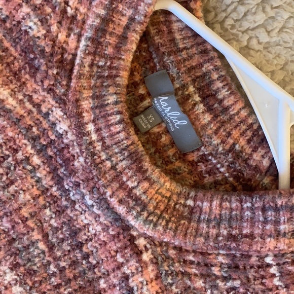 Soft pink marled sweater - Picture 2 of 3